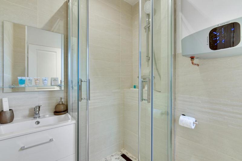 810 Suite Lucky Sam - Superb Apartment Bagnolet Exterior foto